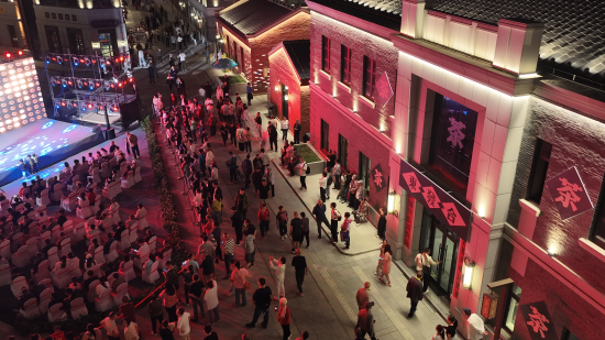 ӚvʷĻօ^(q)(rn)¡|ڇ(gu)c(ji)ʽӭ