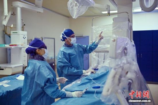 1017L()g(sh) z