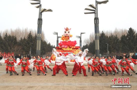 2��10�������ڼ����L�����ݖ|���������w�� �z