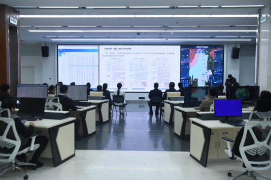 �������v�����@��I(y��)���˽�Ϳս�(j��ng)���l(f��)չ�����P(gu��n)������