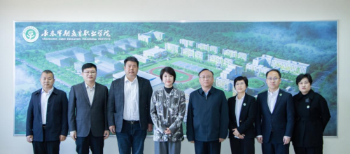 �����Ӱ����